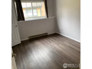 Photo #5: 936929 Listing