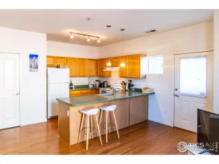 Photo #5: 936997 Listing