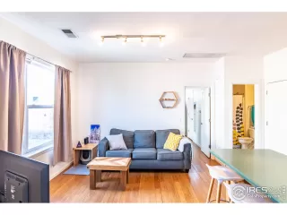 Photo #6: 936997 Listing