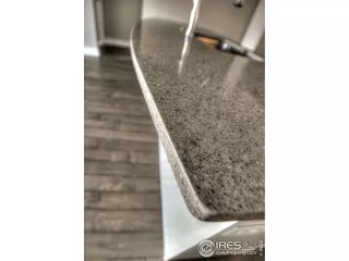 Photo #6: 937023 Listing