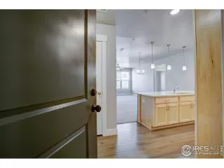 Photo #1: 937025 Listing 