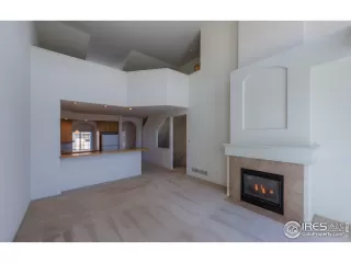 Photo #3: 937033 Listing