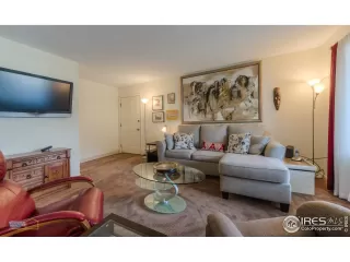 Photo #5: 937113 Listing