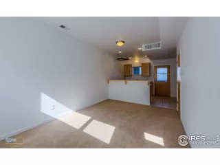 Photo #3: 937146 Listing