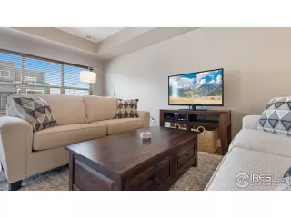 Photo #6: 937152 Listing