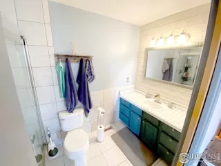 Photo #5: 937163 Listing