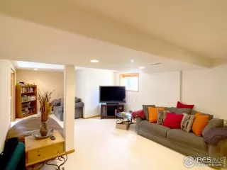 Photo #6: 937163 Listing