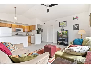 Photo #3: 937203 Listing