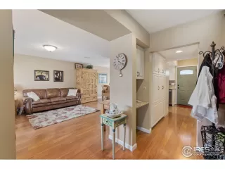 Photo #4: 937223 Listing