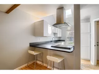 Photo #5: 937243 Listing 