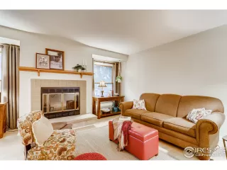 Photo #4: 937269 Listing