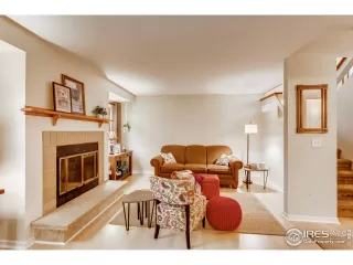 Photo #5: 937269 Listing