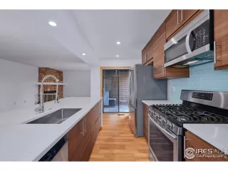 Photo #6: 937334 Listing 