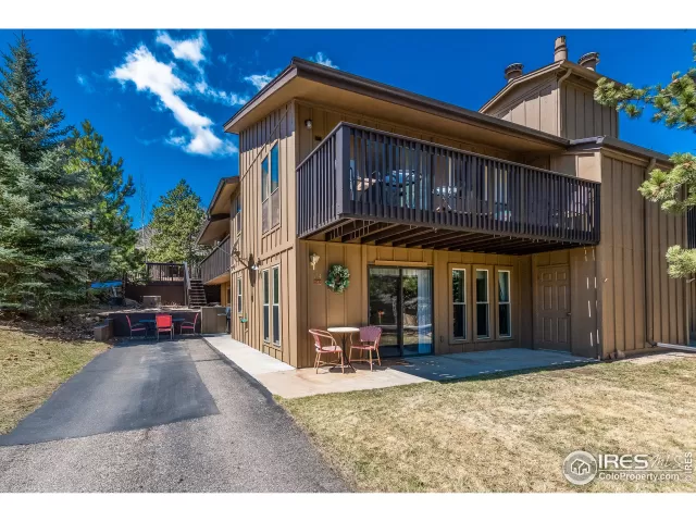 MLS: 937347 Condo For Sale