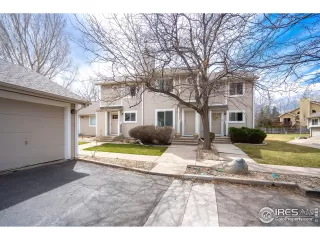 Photo #5: 937352 Listing