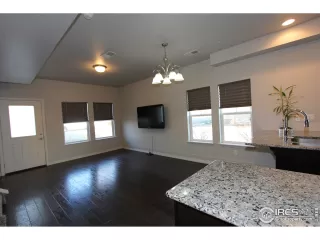 Photo #4: 937356 Listing