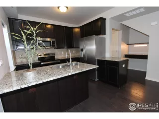 Photo #5: 937356 Listing