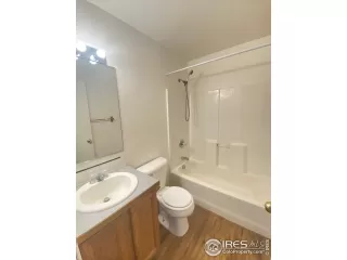 Photo #6: 937378 Listing