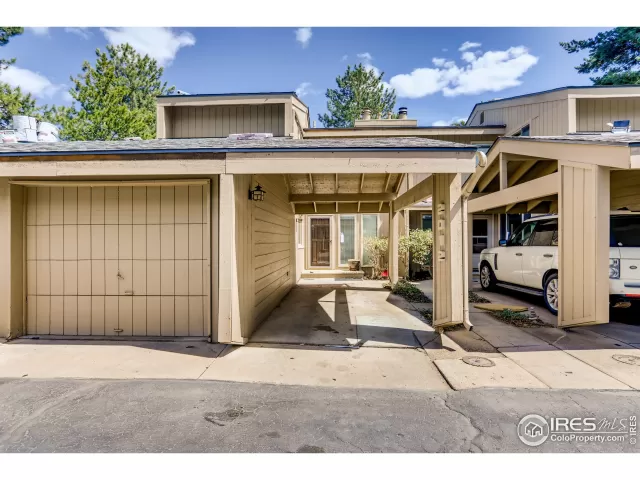 MLS: 937379 Condo For Sale