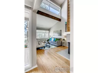 Photo #6: 937379 Listing 