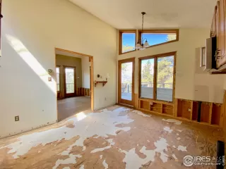 Photo #5: 937387 Listing