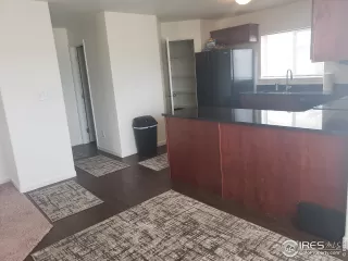 Photo #4: 937622 Listing