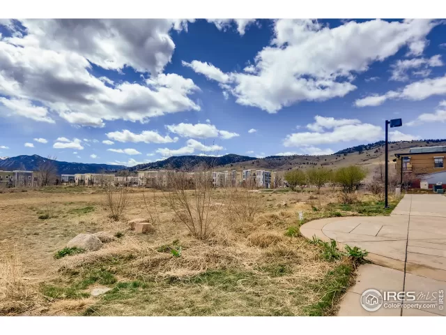 MLS: 937645 Condo For Sale