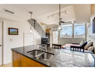 Photo #3: 937645 Listing