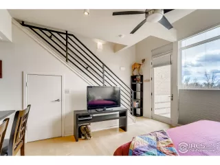 Photo #6: 937645 Listing