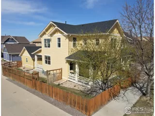 Photo #3: 937656 Listing