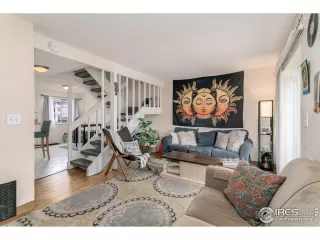 Photo #2: 937671 Listing