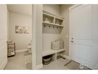 Photo #5: 937723 Listing