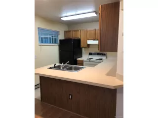 Photo #5: 9377385 Listing