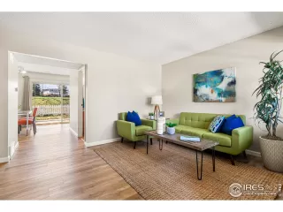 Photo #2: 937777 Listing