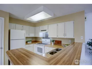 Photo #2: 937780 Listing