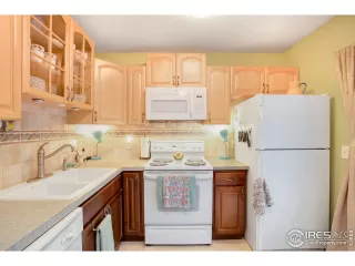 Photo #5: 937789 Listing