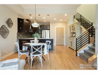 Photo #2: 937803 Listing