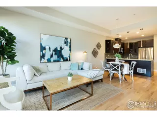 Photo #3: 937803 Listing