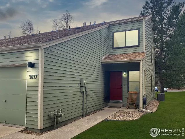 MLS: 937808 Condo For Sale