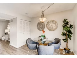 Photo #5: 937837 Listing