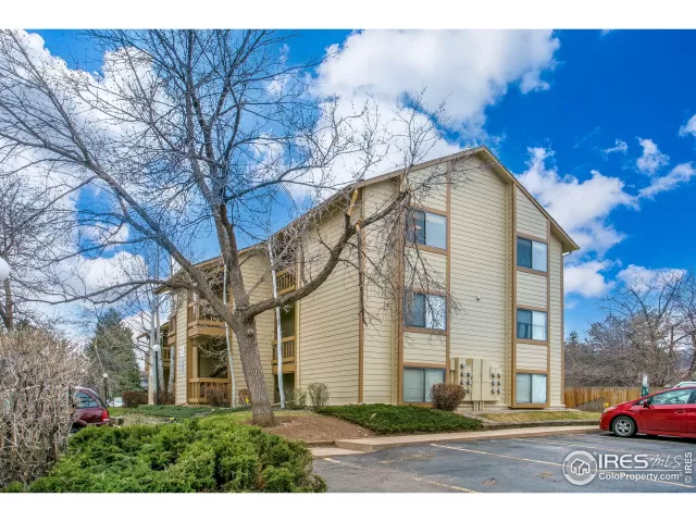 MLS: 937866 Condo For Sale