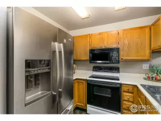 Photo #4: 937866 Listing