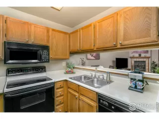 Photo #5: 937866 Listing