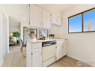 Photo #6: 937879 Listing