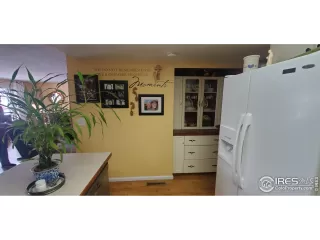 Photo #6: 937972 Listing 