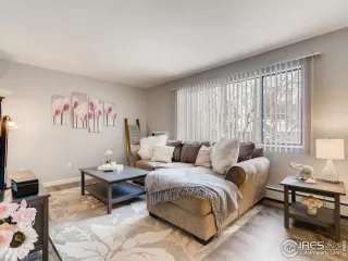 Photo #1: 937978 Listing 