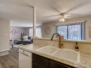 Photo #5: 937978 Listing 