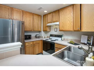 Photo #5: 938115 Listing