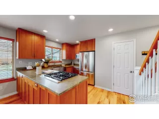 Photo #6: 938146 Listing