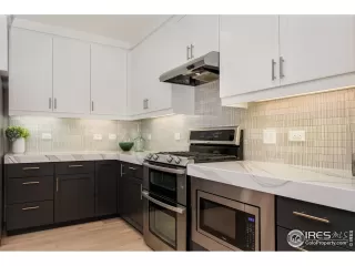Photo #2: 938179 Listing 